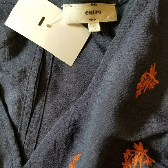 Entro top - Picture 3 of 6